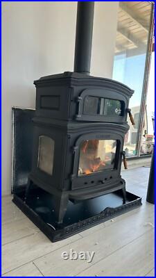 165 kg Cast iron wood burning stove with oven