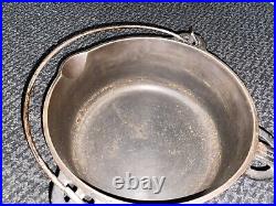 1936 Sears Golden Jubilee Art Deco dutch oven Very nice Columbus Iron works