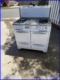 1940s Era Wedgewood Double Stove with 4 Burners + Griddle 1940s Era Wedgewood Double Stove with 4 Burners + Griddle