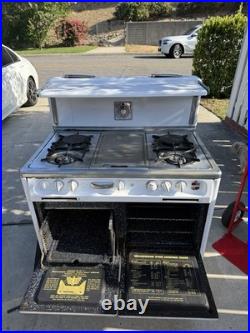 1940s Era Wedgewood Double Stove with 4 Burners + Griddle 1940s Era Wedgewood Double Stove with 4 Burners + Griddle