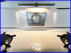 1950s Antique Wedgewood Gas Stove White 36 stovetop light, works great