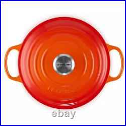 4.5 QT Le Creuset Enameled Cast Iron Signature Round Dutch Oven Brand New in Box