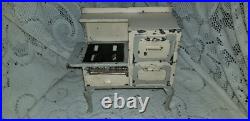 ARCADE PENINSULAR antique doll dollhouse miniature cast iron stove w accessories