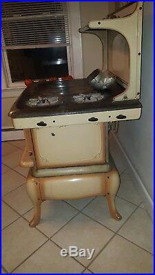 All Original And Workingpremier Antique / Vintage Cast Iron Kitchen Stove