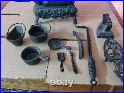 American Sales Sample Stove with Full Set of Accessories