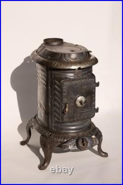 Antique 1897 Wood Stove Umpire Estate C Cast Iron Upright Hamilton F. L. Kahn