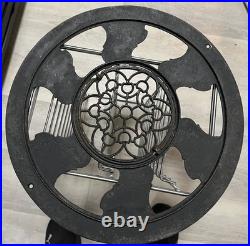 Antique 1901 Cast Iron Floor Stove Pipe Grate 15.7 2-Pc Center Pc Doesn't Lock