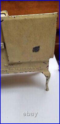 Antique ARCADE cast Iron HOTPOINT electric Stove dollhouse Miniature Toy