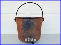 Antique Cast Iron 3 Leg Bean Pot Kettle, Cowboy Campfire, Calderon Gate Mark