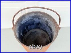 Antique Cast Iron 3 Leg Bean Pot Kettle, Cowboy Campfire, Calderon Gate Mark