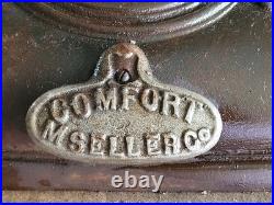 Antique Cast Iron Decorative Parlor Stove Top With Finial Antique Cast Iron Decorative Parlor Stove Top With Finial