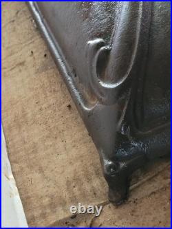 Antique Cast Iron Decorative Parlor Stove Top With Finial