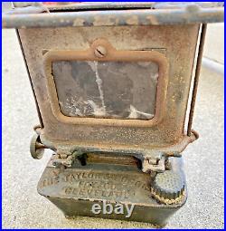 Antique Cast Iron Game Junior Sad Iron Heater With Original Cop