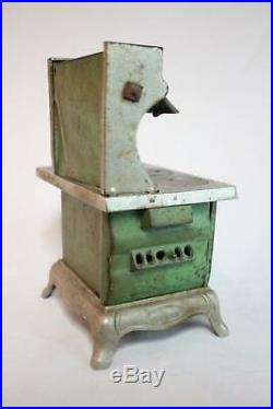 Antique Cast Iron Kenton Favorite Toy Childs Cooking Stove