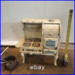 Antique Cast Iron Miniature Salesman's Sample Doll House EAGLE Toy Stove