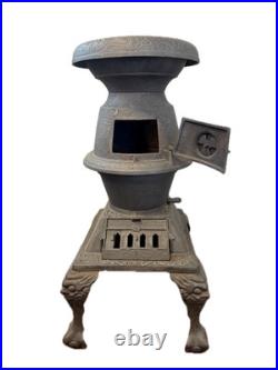 Antique Cast Iron Parlor Stove Ornate Victorian Style Decorative Legs Antique