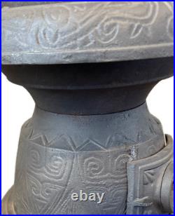 Antique Cast Iron Parlor Stove Ornate Victorian Style Decorative Legs Antique Antique Cast Iron Parlor Stove Ornate Victorian Style Decorative Legs Antique