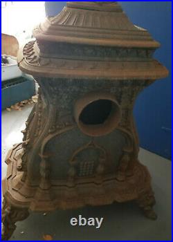 Antique Cast Iron Parlor Stove in Excellent Condition