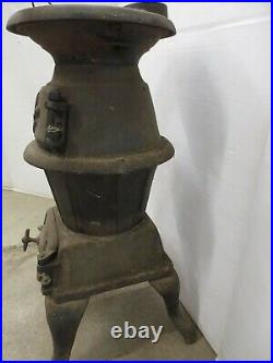 Antique Cast Iron Pot Belly Stove, Made by King Stove and Range Co. 300