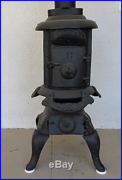 Antique Cast Iron Pot Belly Stove PALM OAK ROME GA No. 11 with Pipe 80 Tall
