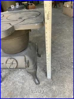 Antique Cast Iron Stove Glasscock Stove & Mfg. Co. Carolina Stove Greensboro N. C Antique Cast Iron Stove Glasscock Stove & Mfg. Co. Carolina Stove Greensboro N. C