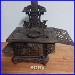 Antique Cast Iron Stove Royal Kenton Miniature Salesman Sample Victorian
