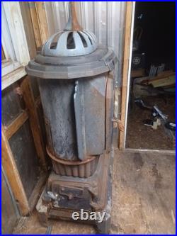 Antique Cast Iron Woodstove, Black, outdoor, Free Standing, coal burner