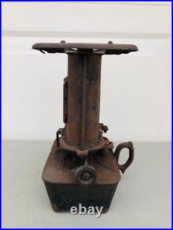 Antique Defiance Florence Sad Iron Heater Kerosene Cast Iron Stove Lamp Antique Defiance Florence Sad Iron Heater Kerosene Cast Iron Stove Lamp