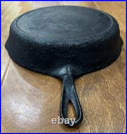 Antique Erie Cast Iron Skillet Series 5 #8 740J