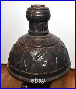 Antique FANCY Cast Iron Round Oak Wood Stove Cover Finial Trophy with CLUBS