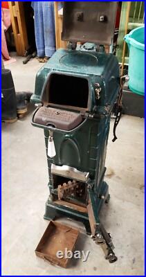 Antique German Rheirland N0. 90 Cast Iron Wood Burning Stove