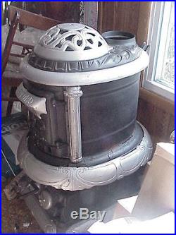 Antique HARTFORD Pot Belly Cast Iron Stove #22 NICE for Man Cave Potbelly 1900's