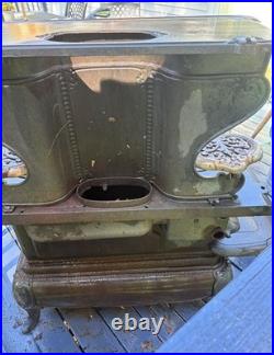 Antique Modern Glenwood E Cast Iron Cook Stove, No. 508 E (1905), With Tools