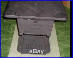 Antique No. 40 Marvel 131 Cast Iron Stove The Wehrle Co. (Early 1900s)