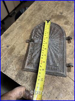Antique Old 1800s T&P Parlor Wood Stove Cast Iron Door Ornate Part Albany NY USA