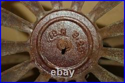 Antique Ornate 1800's Round Oak Parlor Stove Cast Iron Top Cover Finial Topper