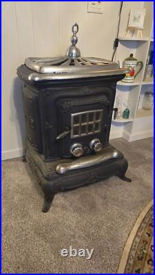 Antique Ornate Coal/Wood Burning Stove Cast Iron (local pick up only, 26292) Antique Ornate Coal/Wood Burning Stove Cast Iron (local pick up only, 26292)