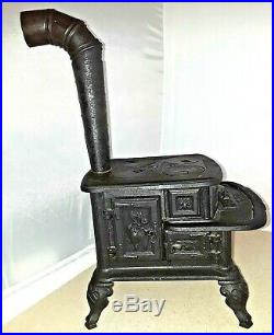 Antique PET 1800s Cast Iron Salesman Sample Child's Toy Stove All Original