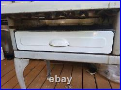 Antique Quality brand gas stove porcelain enamel cast iron
