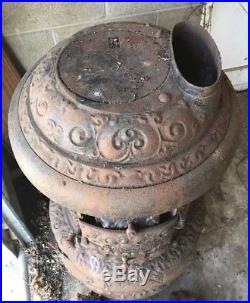 Antique Round Oak Cast Iron Wood Stove P. D. Beckwith Model 18 Parlor Stove