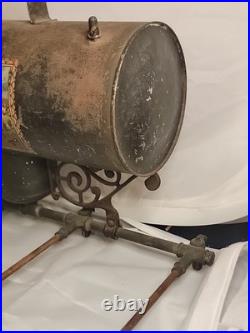 Antique SCHNEIDER TRENKAMP Co. Parlor Stove Heater Oil Resiour And Dispenser