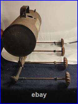 Antique SCHNEIDER TRENKAMP Co. Parlor Stove Heater Oil Resiour And Dispenser