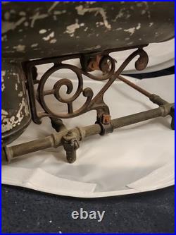 Antique SCHNEIDER TRENKAMP Co. Parlor Stove Heater Oil Resiour And Dispenser