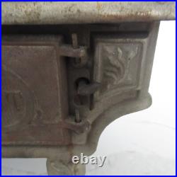 Antique Salesman's Sample Cast Iron Pet Miniature Stove withAccessories Antique Salesman's Sample Cast Iron Pet Miniature Stove withAccessories