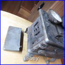 Antique Salesman's Sample Cast Iron Pet Miniature Stove withAccessories Antique Salesman's Sample Cast Iron Pet Miniature Stove withAccessories
