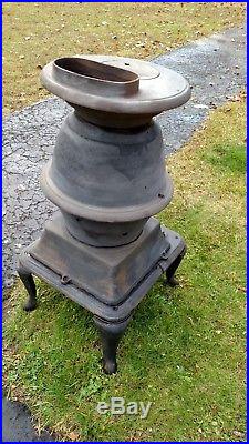 Antique Small Cast Iron Atlanta Stove Works Pot Belly #60 Coal Wood Stove