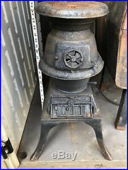 Antique Small Cast Iron Pot Belly Coal / Wood Stove