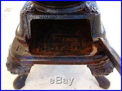 Antique Spark Salesman Sample Cast Iron Pot Belly Wood Cook Stove