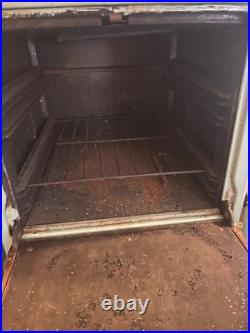 Antique Stove Set Up for Natural Gas. Great Shape. All Original