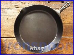 Antique WAGNER WARE Cast Iron SKILLET Frying Pan # 12 Ironspoon